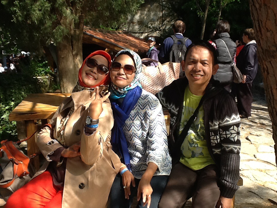 Ziarah di tempat peristirahatan Bunda Maryam